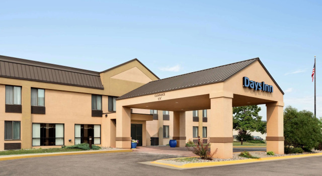 Days Inn by Wyndham Fargo - West Acres, Забронировать Отель Отели Фарго с парковкой, Парковка