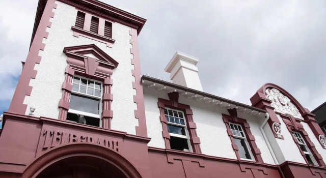 Clarence Hotel