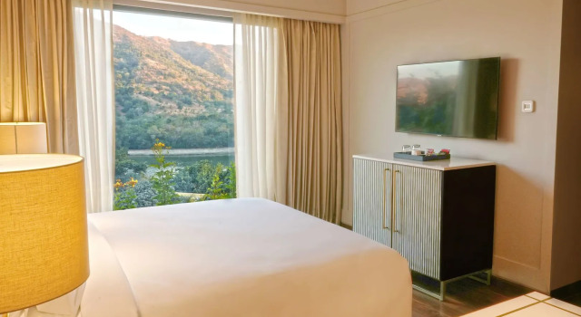 Radisson Blu Resort Kumbhalgarh, Забронировать Курортный отель Отели штата Раджастхана с парковкой, Парковка