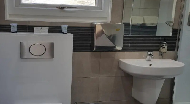 Одноместный номер Standard McLays Guest House