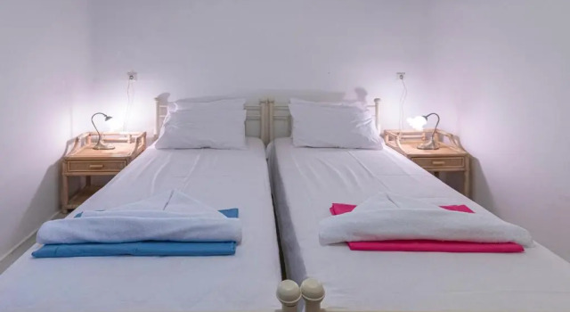 "Anemoskala" Cycladic Traditional House, Prenota Hotel Loutra Kythnos