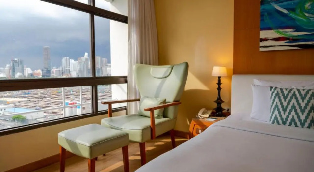 Люкс Presidential Pinnacle Lumpini Park Hotel