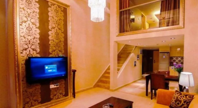 Zhengjia City Centre Apartment Hotel
