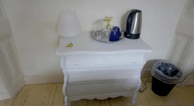 B&B Tussen Spoor en Singel Utrecht, Забронировать Отель Отели Утрехт с завтраком, рядом с Железнодорожный музей, Завтраки