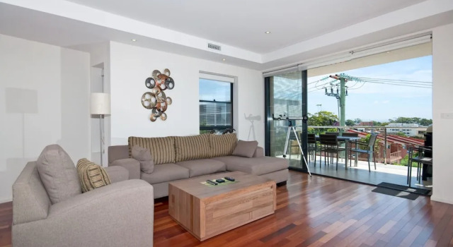The Summit, Unit 4/25 Tomaree Street