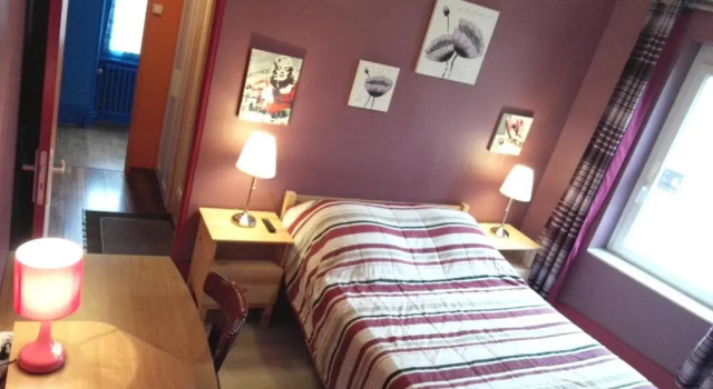 L'Hôtel du Mouton blanc, Rezervovat Hotel Fresne-Saint-Mames Haute-Saône