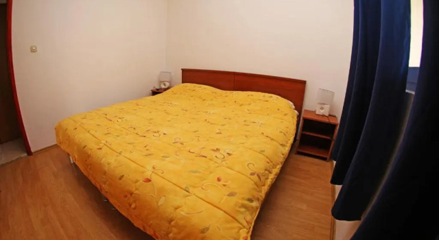 Апартаменты c 1 комнатой с видом на сад Apartments and Rooms Zvjezdana