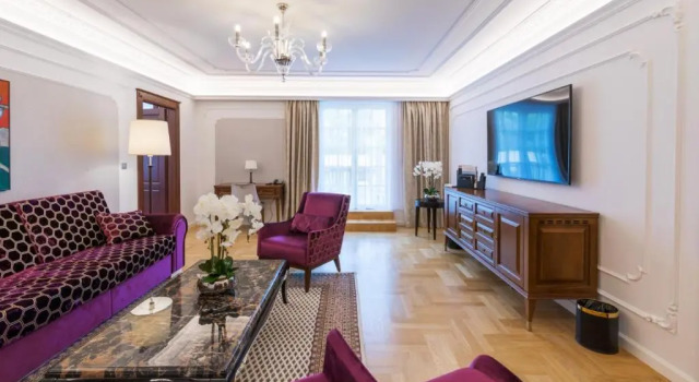 Люкс Royal Palace Art Hotel Pezinok