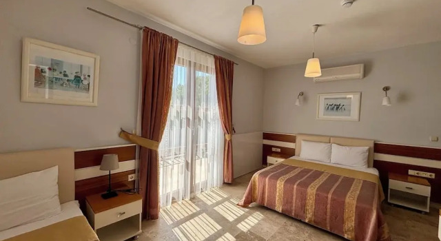 Standardní Třílůžkový pokoj s balkonem Siesta Otel Bozcaada