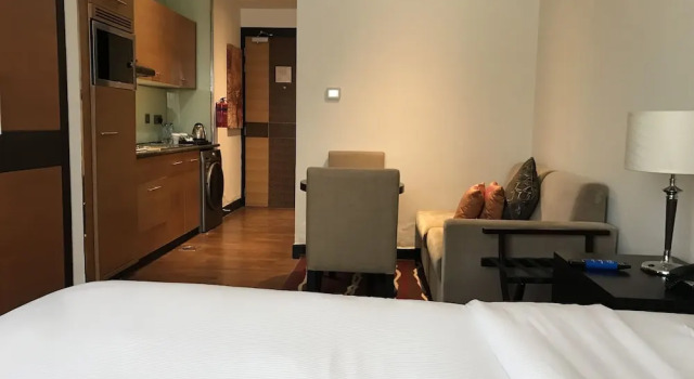 Двухместная студия с кухней DoubleTree by Hilton Hotel and Residences Dubai Al Barsha