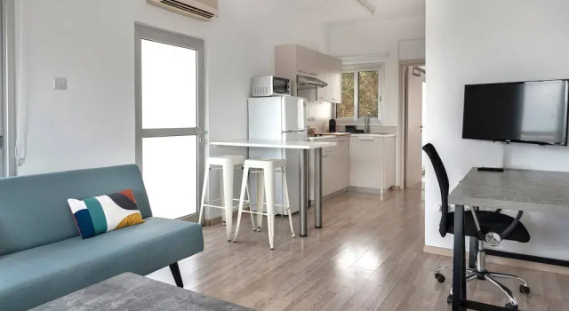 Phaedrus Living Larnaca Harbour Heights (No Front Desk Please Contact The Property In Advance), Book Hotel Larnaka Larnaca Region