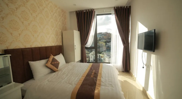 Viet Pho Da Lat Hotel, Забронировать Отель Далат Ламдонг, рядом с Гостевой дом Ханг Нга