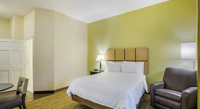 Номер Standard Candlewood Suites Virginia Beach Town Center by IHG