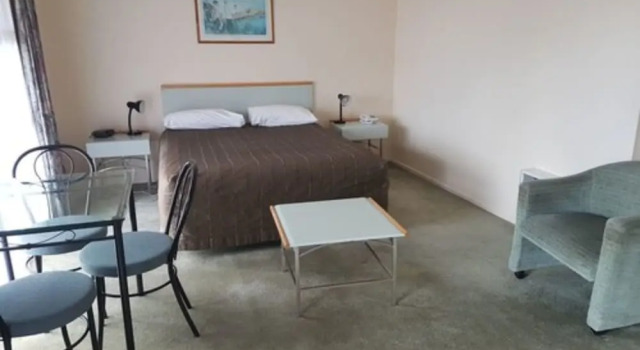 Семейный люкс c 1 комнатой Pavilion Motel & Conference Centre
