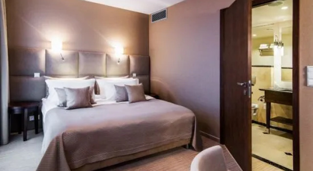 Полулюкс Airport Hotel Okęcie