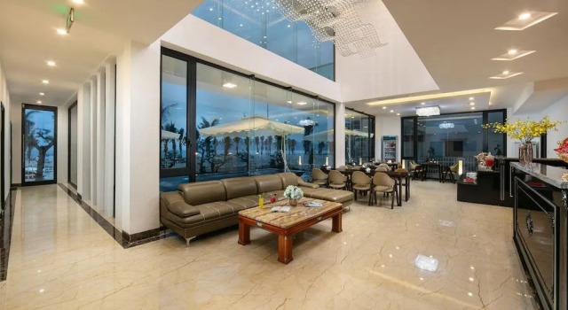 Tuan Chau Kingly Villa