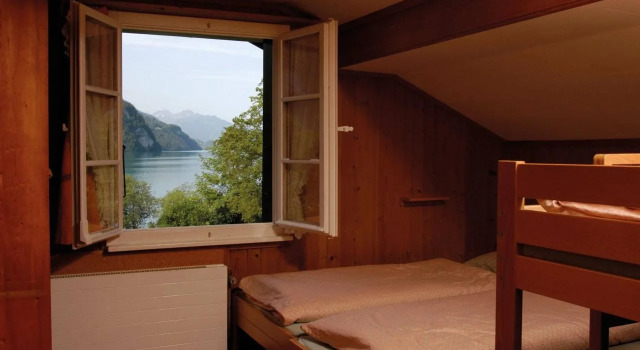 Brienz Youth Hostel, Prenota Ostello Brienzwiler Haslital