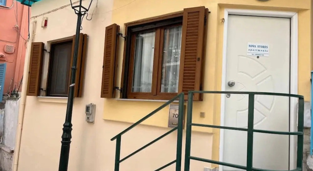 Cozy Apartment in Old Town Ano Polis, Забронировать Апартаменты/квартира Апартаменты Салоников, рядом с Триумфальная арка императора Галерия, Апартаменты/квартира