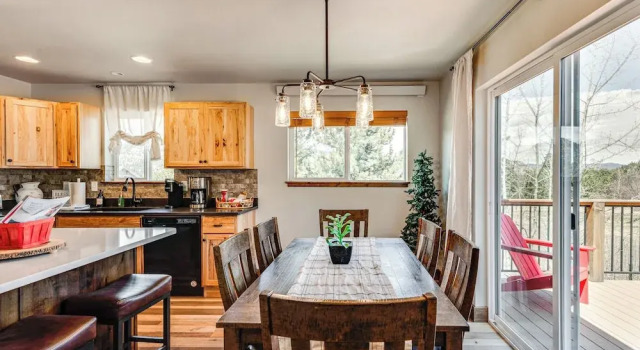 Апартаменты Newly Built Estes Park Townhome, 2 Miles to Rmnp!