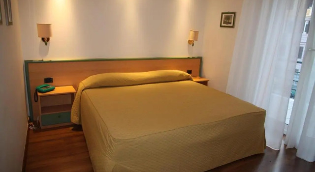 Двухместный номер Standard Hotel Iris
