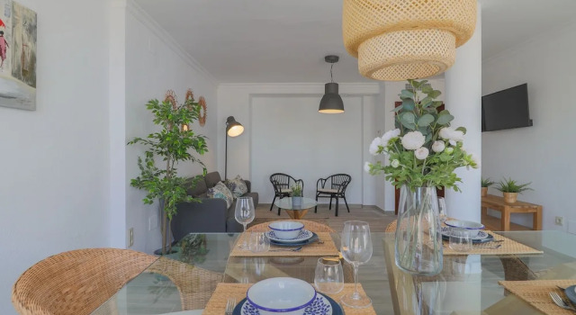 Sunny Terrace Apartment, Old Town Views, Забронировать Апартаменты/квартира Апартаменты Малаги, рядом с Salamanca Market, Апартаменты/квартира