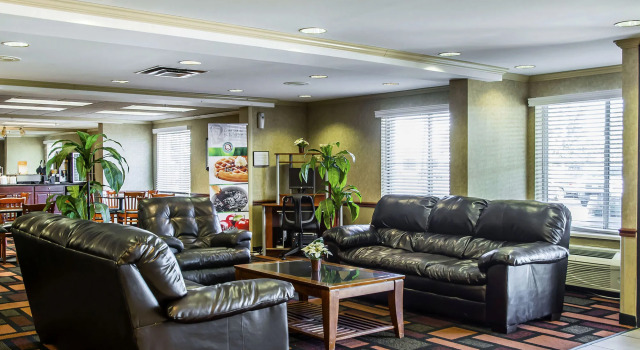 Quality Inn & Suites CVG Airport