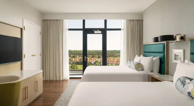 Четырёхместный номер Standard с видом на залив Hotel Effie Sandestin, Autograph Collection