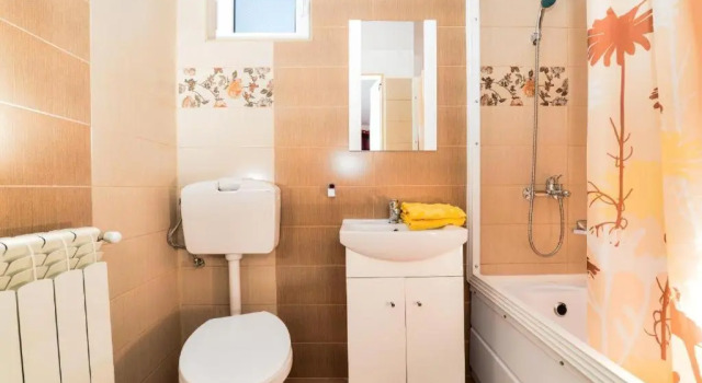 Casa Mihai, Đặt Khách sạn Khách sạn ở Hateg có hồ bơi, Hồ bơi