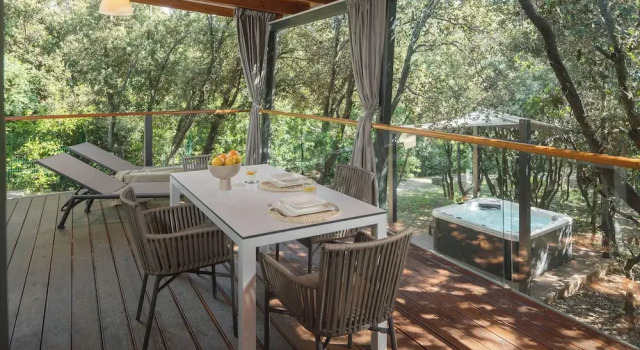 Вилла с балконом Camping Homes Mon Perin