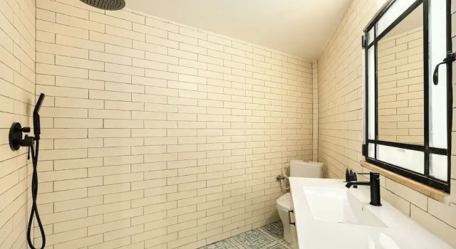 Апартаменты Modern-Rustic Haven in the City by Sea N Rent