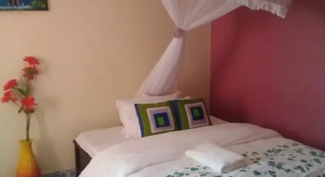 Elsam Mariot guest House, Rezervovat Penzión Levné hotely v Kisumu