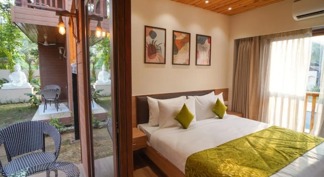 Коттедж TreeHouse Mars Beach Cottages & Villas