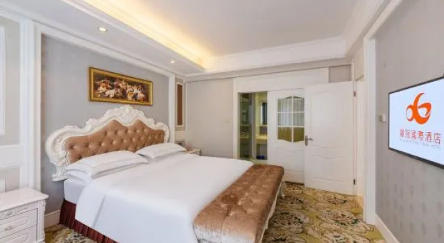 Люкс Deluxe Ouguan International Hotel (Ganzhou Development Zone Store)