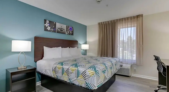 Номер Standard Sleep Inn & Suites Newport News City Center Area