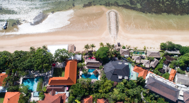 Puri Santrian Beach Resort And Spa