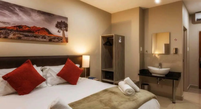 Номер Deluxe Springbok Inn by Country Hotels