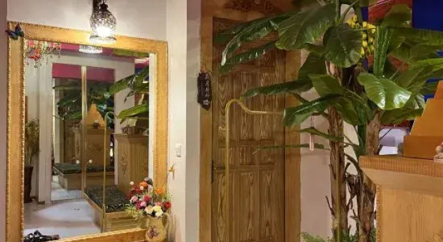 Artistic serendipity house on Dianchi Lake, Rezerwuj Hotel Hotele w Kunming z parkingiem, Parking