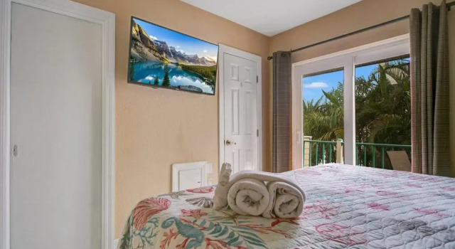 Five Palms Suite 209 - Daily - Weekly - Monthly, Забронировать Отель Отели Клируотер-Бич с парковкой, Парковка