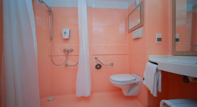 Трёхместный номер Standard Premiere Classe Ales - Anduze