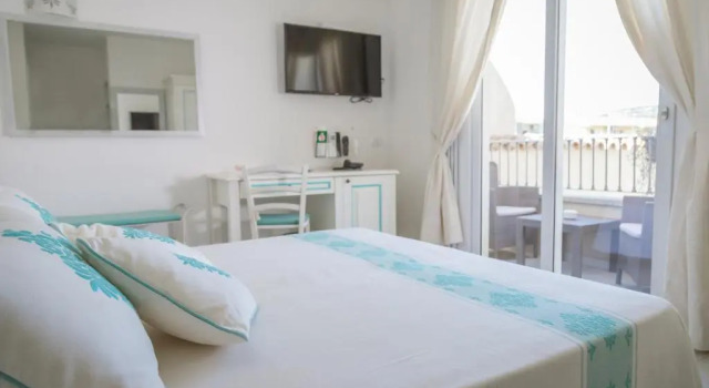 Süper çift kişilik oda Regina Simius Hotel