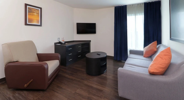 Люкс c 1 комнатой Candlewood Suites - Queretaro Juriquilla by IHG