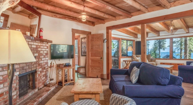 dun Lookin - 4br W/ Hot Tub & Pier, Large Yard 4 Bedroom Cabin