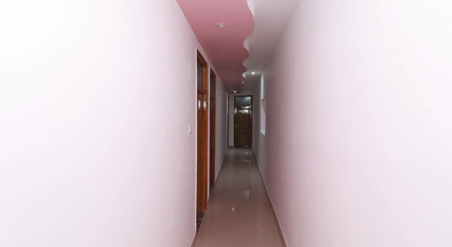 Oyo 30290 Hotel Kanhaiya, Rezervovat Hotel Haridvár Uttarakhand