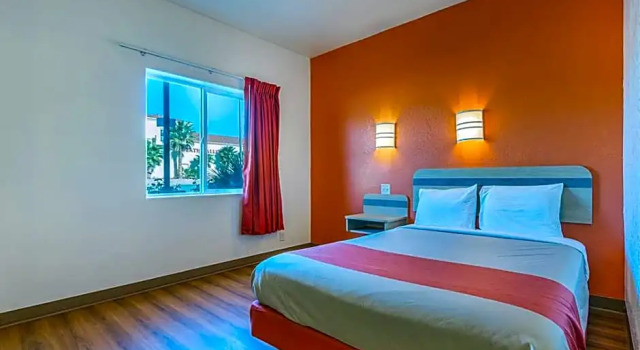 Номер Standard Motel 6 Beatty, NV - Death Valley