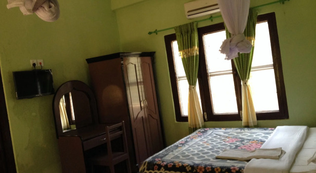 Sauraha Resort, Забронировать Курортный отель Читван провинция Багмати-Прадеш
