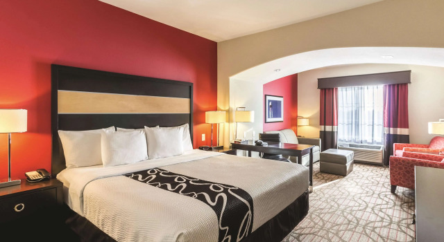 La Quinta Inn & Suites by Wyndham Fargo-Medical Center