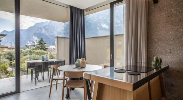 Апартаменты ESSENCE - Charming Suites