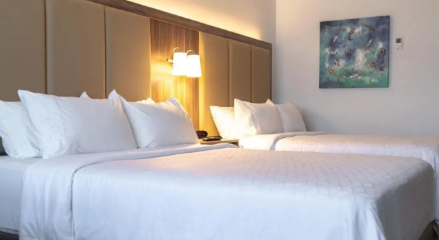 Четырёхместный номер Standard Holiday Inn Express & Suites - Ensenada Centro by IHG