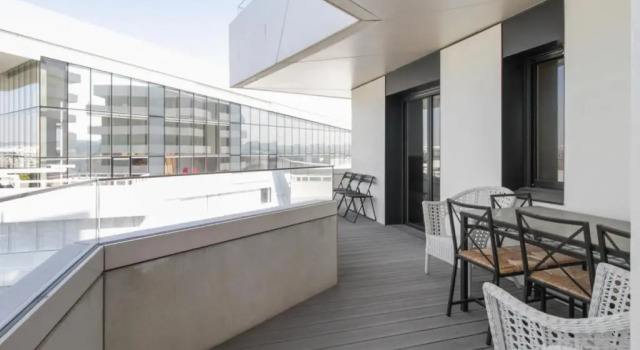 Апартаменты Spacious 4-rooms with terrace and parking close to Paris