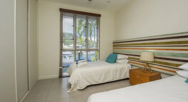 Waters Edge Townhouse 2, Prenota Casa vacanze Hotel a Magnetic Island con piscina, Piscina